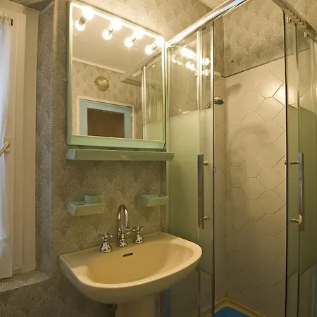 Schizzati Apartment
